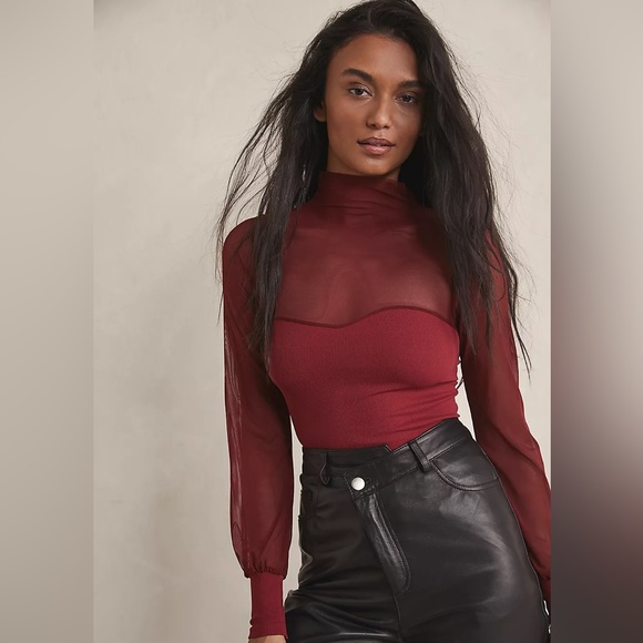 NWOT Light Up Layering Top - Picture 1 of 4